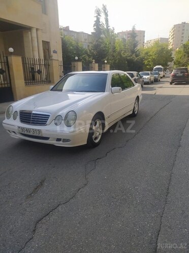 Mercedes E 240 2001, 237,000 km - 2.4 л - Bakı