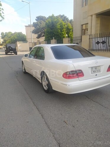 Mercedes E 240 2001, 237,000 km - 2.4 л - Bakı