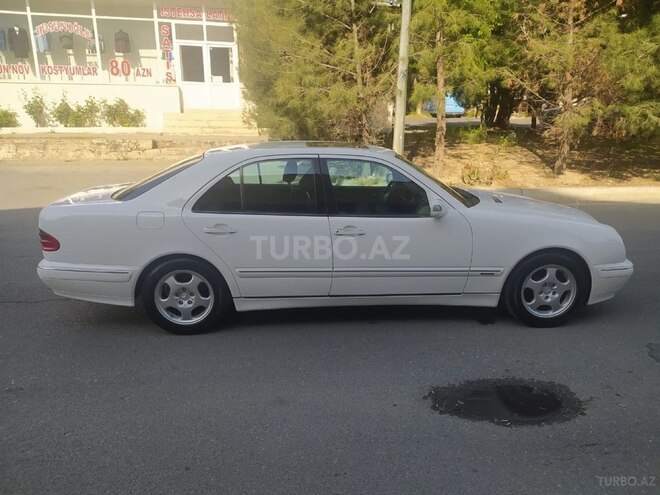 Mercedes E 240 2001, 237,000 km - 2.4 л - Bakı