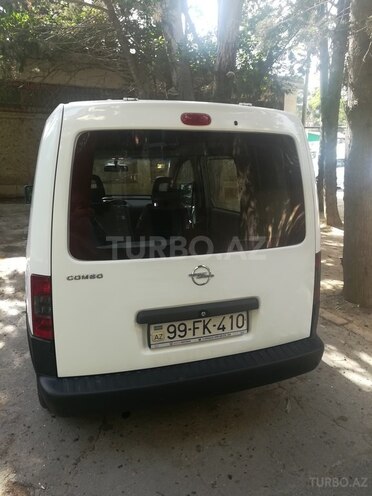 Opel Combo 2010, 198,600 km - 1.4 l - Bakı
