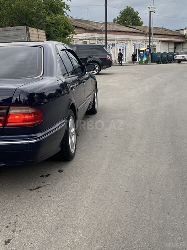 Mercedes E 200 1998, 234,758 km - 2.0 l - Gəncə
