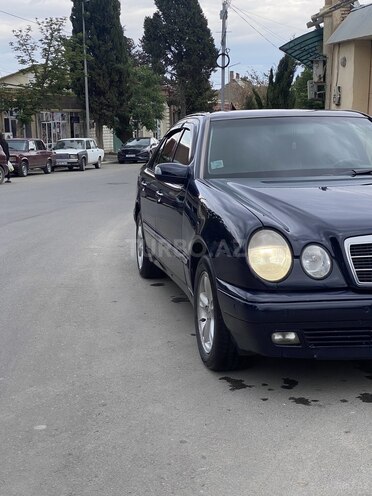 Mercedes E 200 1998, 234,758 km - 2.0 l - Gəncə