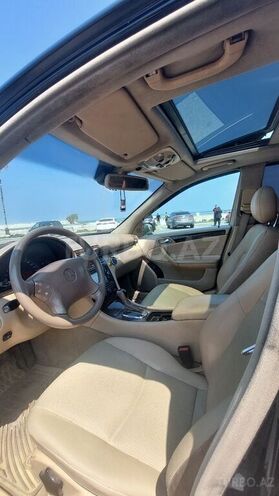 Mercedes C 240 2003, 290,000 km - 2.6 л - Bakı