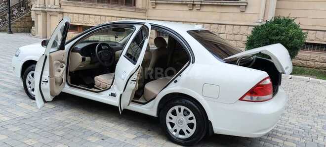 Nissan Sunny 2007, 220,000 km - 1.6 л - Bakı