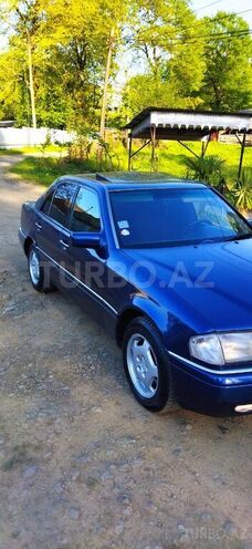 Mercedes C 220 1995, 285,000 km - 2.2 l - Masallı