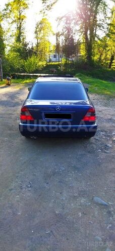 Mercedes C 220 1995, 285,000 km - 2.2 l - Masallı