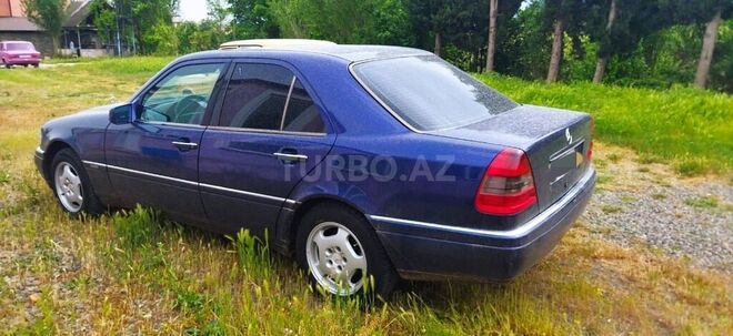 Mercedes C 220 1995, 285,000 km - 2.2 l - Masallı