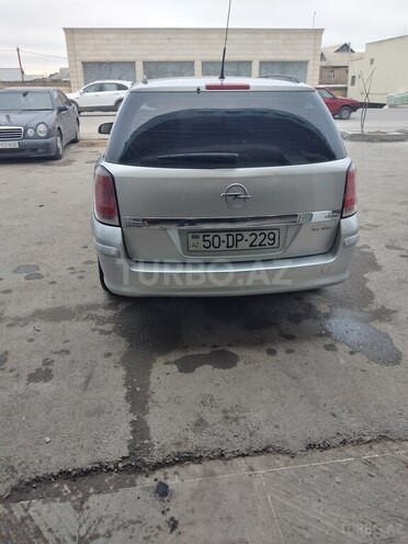 Opel Astra 2006, 300,000 km - 1.3 l - Kürdəmir