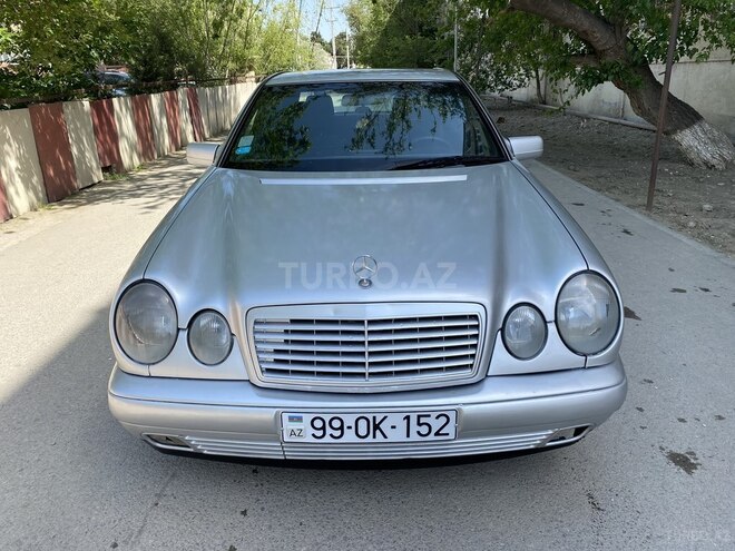 Mercedes E 200 1999, 217,600 km - 2.0 l - Sumqayıt