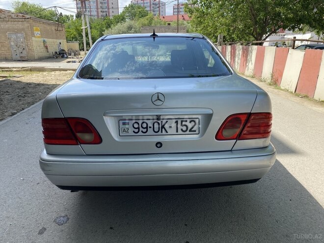 Mercedes E 200 1999, 217,600 km - 2.0 l - Sumqayıt