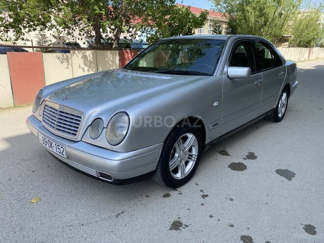 Mercedes E 200 1999, 217,600 km - 2.0 l - Sumqayıt