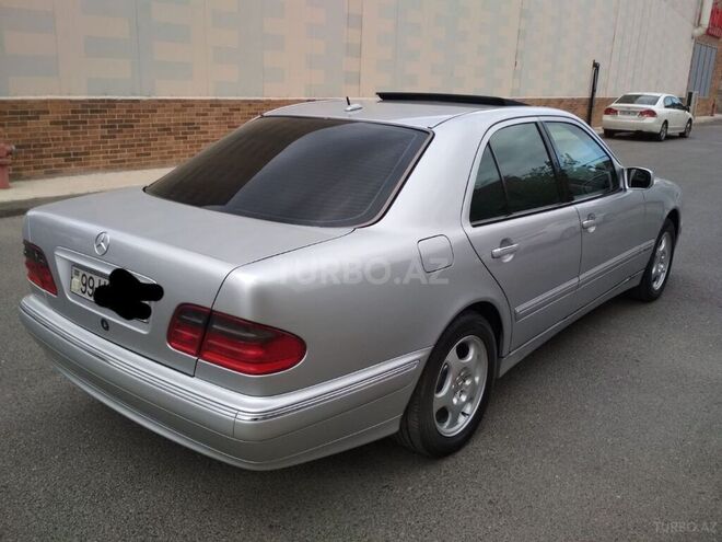 Mercedes E 220 2000, 281,000 km - 2.2 l - Bakı