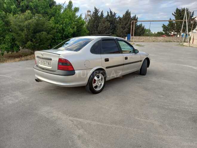 Opel Vectra 1997, 450,000 km - 2.0 л - Bakı
