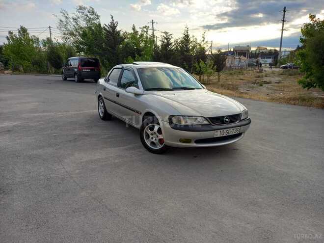 Opel Vectra 1997, 450,000 km - 2.0 л - Bakı