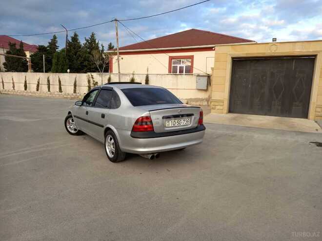 Opel Vectra 1997, 450,000 km - 2.0 л - Bakı