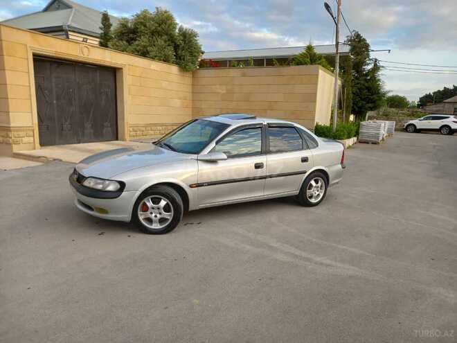 Opel Vectra 1997, 450,000 km - 2.0 л - Bakı