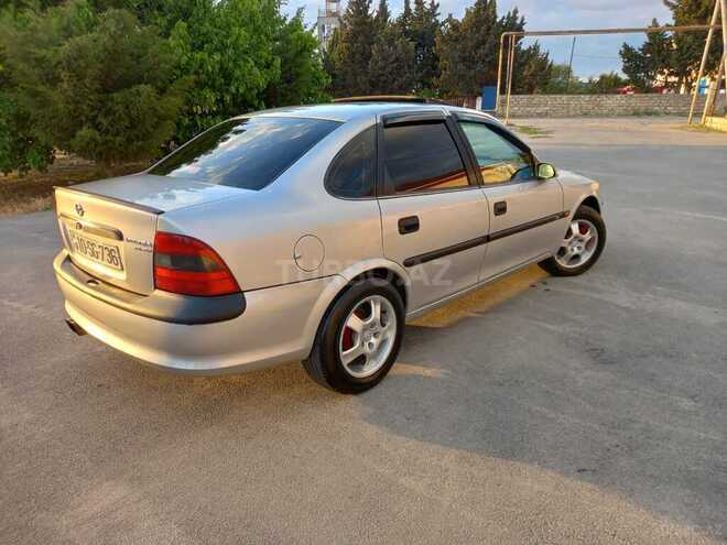 Opel Vectra 1997, 450,000 km - 2.0 л - Bakı