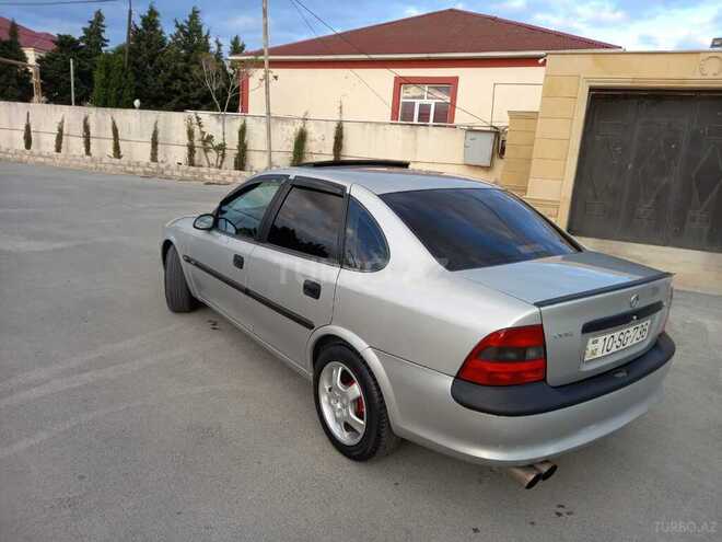 Opel Vectra 1997, 450,000 km - 2.0 л - Bakı