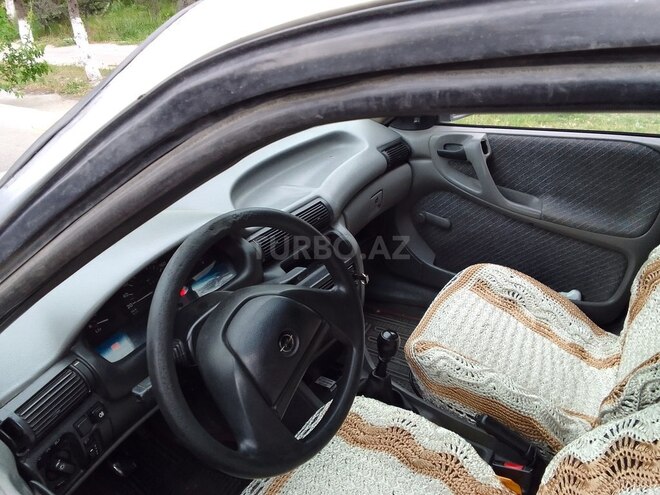 Opel Astra 1994, 365,214 km - 1.6 l - Bakı