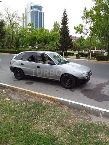 Opel Astra 1994, 365,214 km - 1.6 l - Bakı