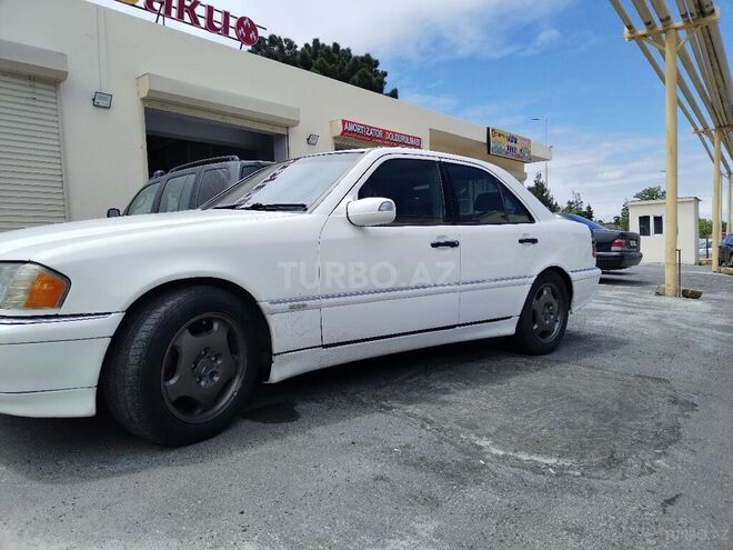 Mercedes C 230 1999, 402,336 km - 2.3 l - Bakı