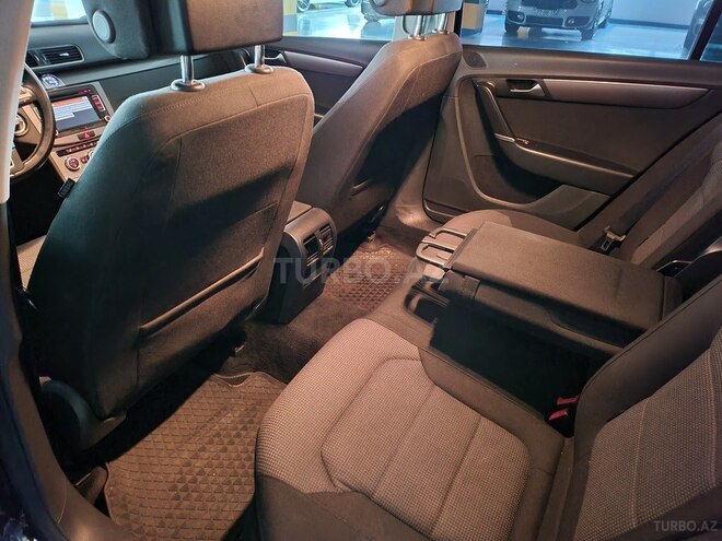 Volkswagen Passat 2014, 153,000 km - 1.8 l - Bakı