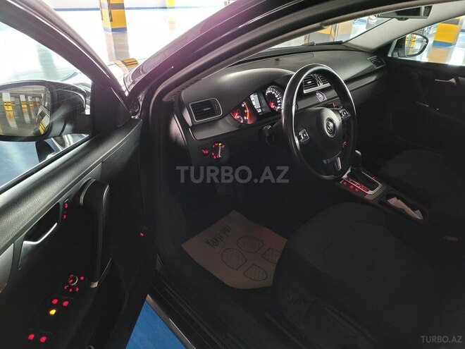 Volkswagen Passat 2014, 153,000 km - 1.8 l - Bakı
