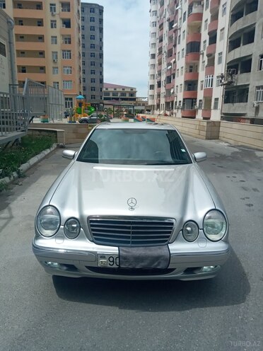 Mercedes E 220 2000, 368,000 km - 2.2 l - Xırdalan
