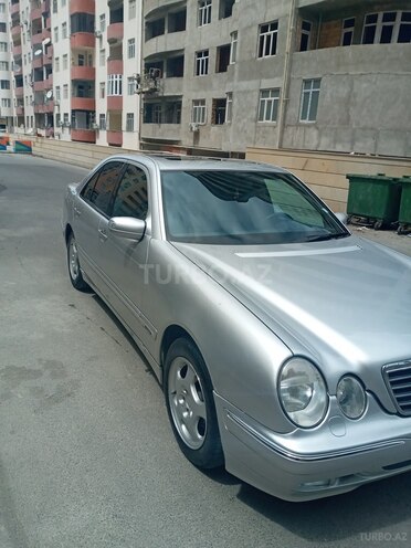 Mercedes E 220 2000, 368,000 km - 2.2 l - Xırdalan