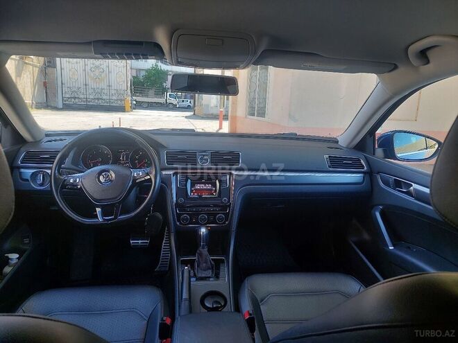 Volkswagen Passat 2016, 124,600 km - 2.0 l - Bakı