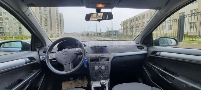 Opel Astra 2005, 158,000 km - 1.4 l - Bakı