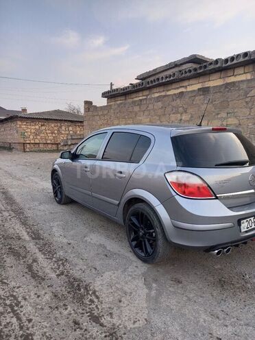 Opel Astra 2006, 155,120 km - 1.4 l - Gəncə