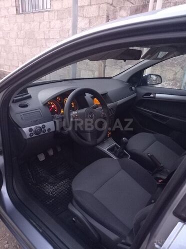 Opel Astra 2006, 155,120 km - 1.4 l - Gəncə