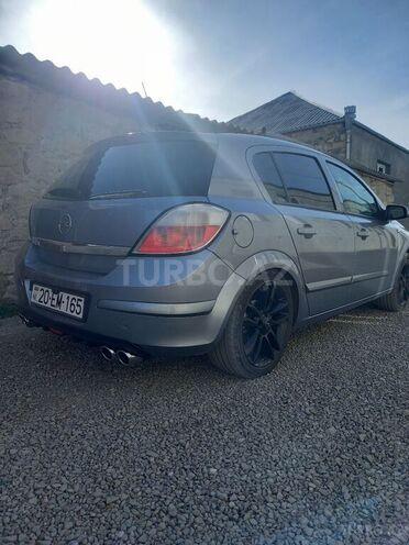 Opel Astra 2006, 155,120 km - 1.4 l - Gəncə