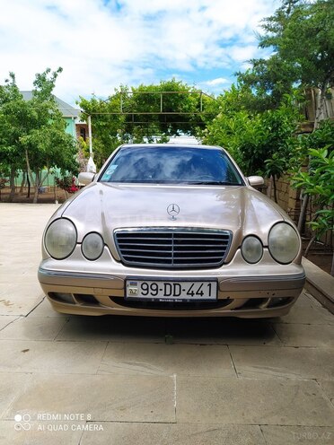 Mercedes E 200 2000, 323,000 km - 2.0 л - Bakı