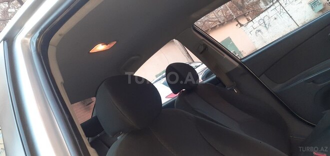 Kia Rio 2009, 129,112 km - 1.5 l - Sumqayıt