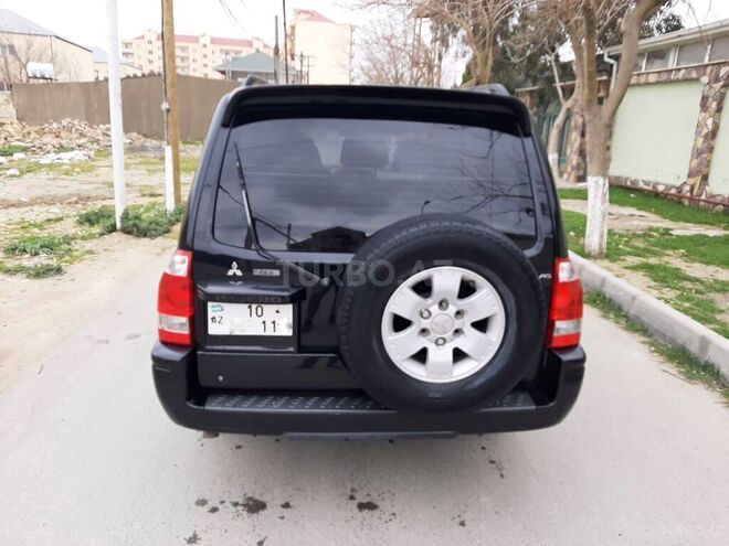 Mitsubishi Pajero 2006, 180,000 km - 3.0 l - Bakı