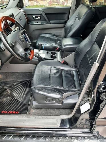Mitsubishi Pajero 2006, 180,000 km - 3.0 l - Bakı