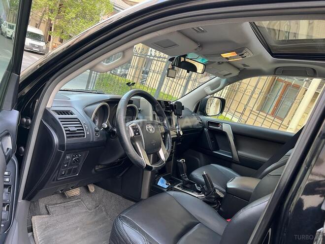 Toyota Prado 2011, 220,000 km - 2.7 l - Bakı