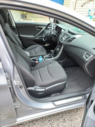 Hyundai Elantra 2015, 120,000 km - 1.8 l - Gəncə
