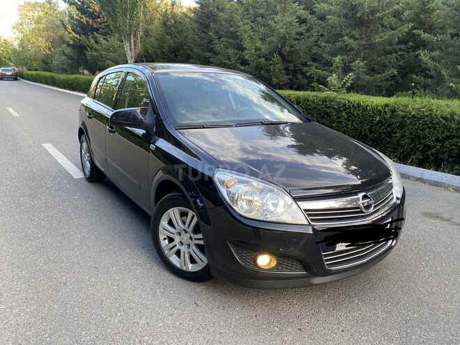 Opel Astra 2011, 179,000 km - 1.3 л - Bakı