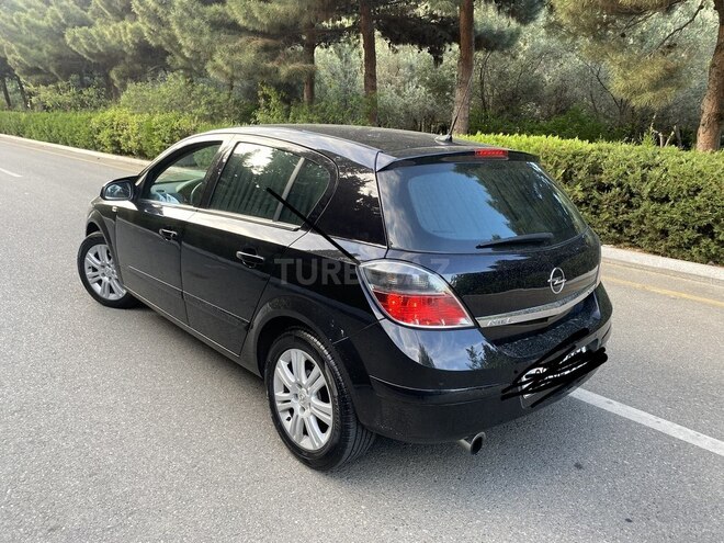 Opel Astra 2011, 179,000 km - 1.3 л - Bakı
