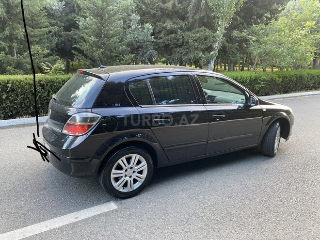 Opel Astra 2011, 179,000 km - 1.3 л - Bakı