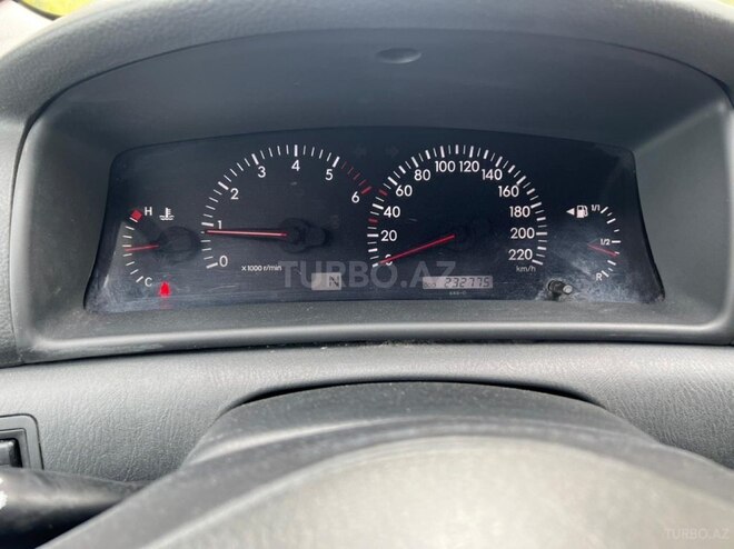 Toyota Corolla 2005, 232,000 km - 1.4 л - Bakı