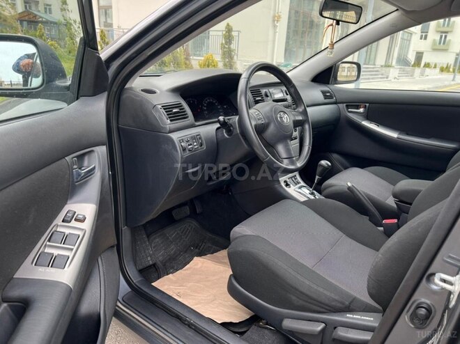 Toyota Corolla 2005, 232,000 km - 1.4 л - Bakı