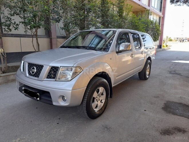 Nissan Navara 2008, 280,000 km - 2.5 л - Bakı