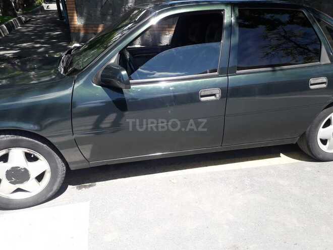Opel Vectra 1995, 358,000 km - 2.0 l - Bakı