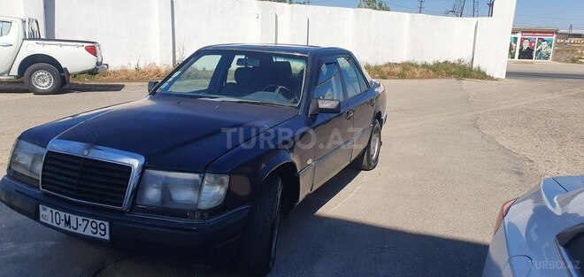 Mercedes E 230 1992, 353,000 km - 2.3 l - Bakı