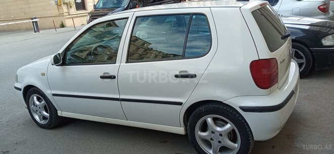 Volkswagen Polo 2000, 280,000 km - 1.4 l - Bakı