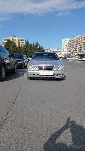 Mercedes E 220 1999, 560,000 km - 2.2 l - Bakı